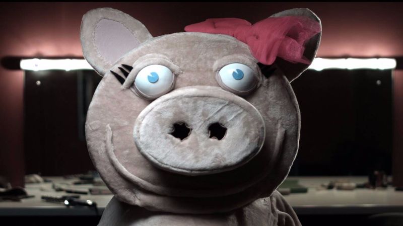 pig costume design