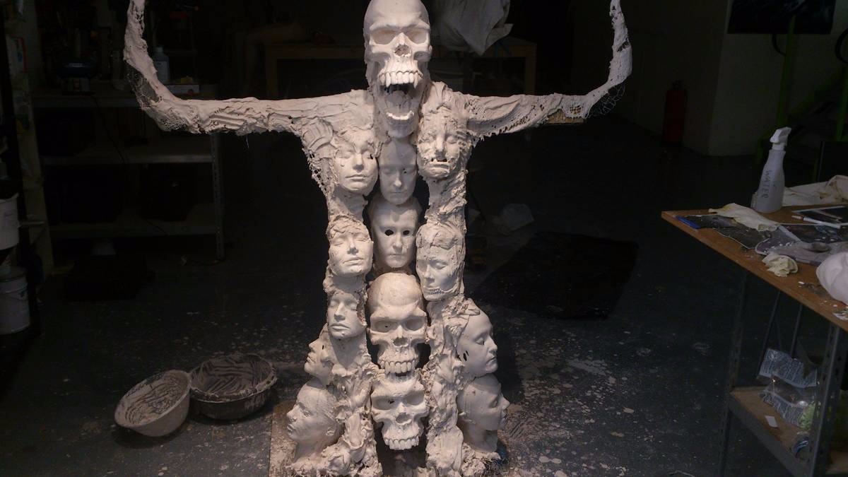 temple bar house of horrors creepy ghost sculptures